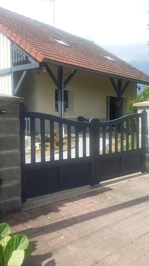 Appartement Dans Maison, Calme Assure Corancy Exterior photo